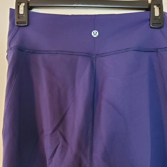 Lululemon purple highrise leggings size 8 - Picture 5 of 10
